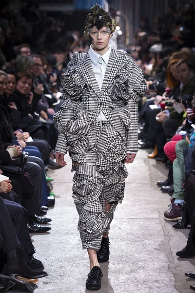Look 1